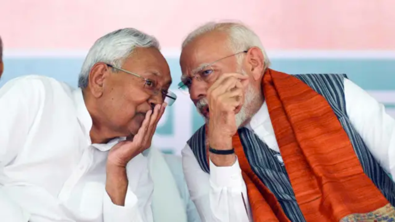 PM मोदी नीतीश कुमार