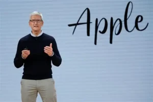 Tim Cook Apple Exit: टिम कुक एप्पल के सीईओ पद पर 2026 के मध्य तक बने रहेंगे