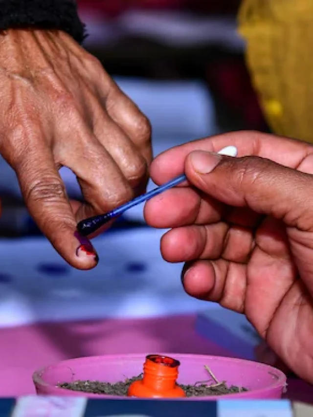 बिहार वोट करेगा — 11 नवम्बर