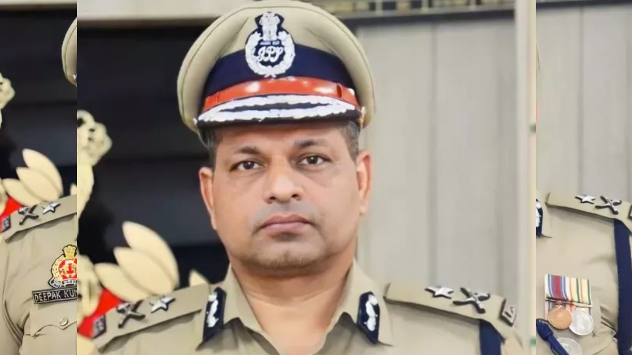 पुलिस कमिश्नर दीपक कुमार