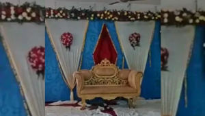 शादी टूटने के बाद खाली पड़ा स्टेज