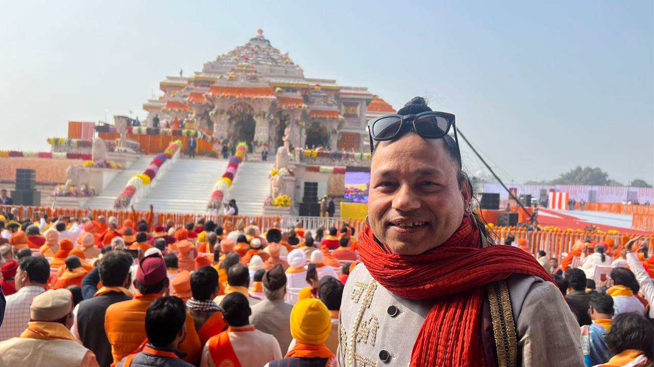 राम मंदिर ध्वजारोहण