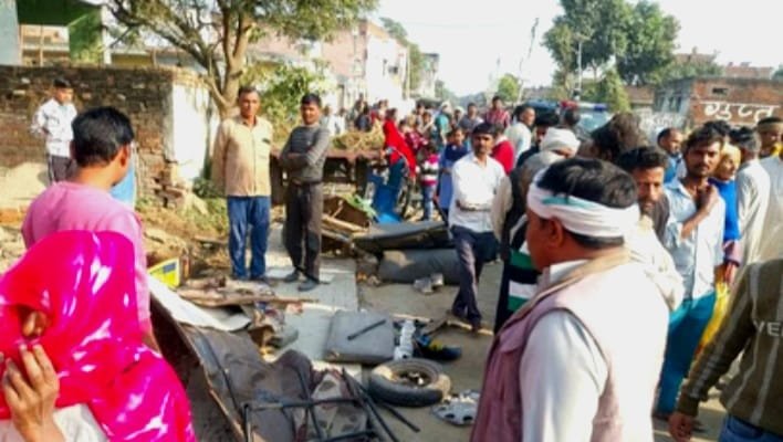 Road Accident: मुज़फ्फरनगर में डंपर की टक्कर से ई-रिक्शा हादसा