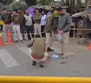 बस स्टैंड पर दर्दनाक हादसा