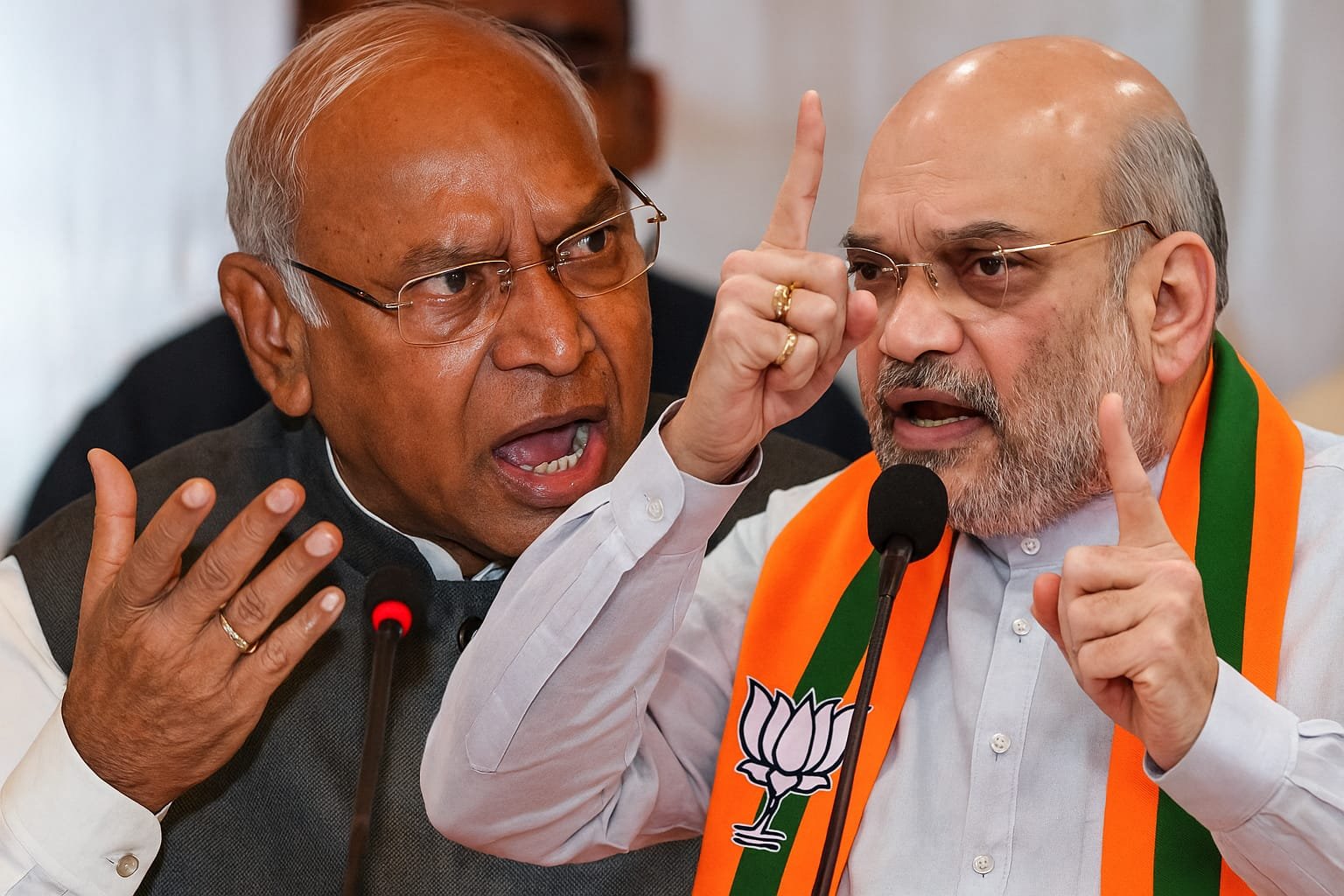 संसद में वंदे मातरम् पर सियासी तूफ़ान — अमित शाह के वार, खड़गे का पलटवार