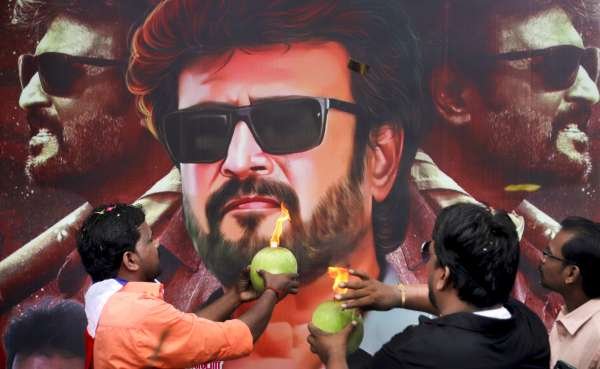 देशभर में धूम मचा रहा Rajinikanth Birthday