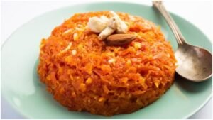 Diabetic Halwa: बिना शक्कर और गुड़ के बनाया गया हेल्दी गाजर का हलवा
