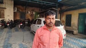 SIR Error: जिंदा आदमी निकला “मृत”