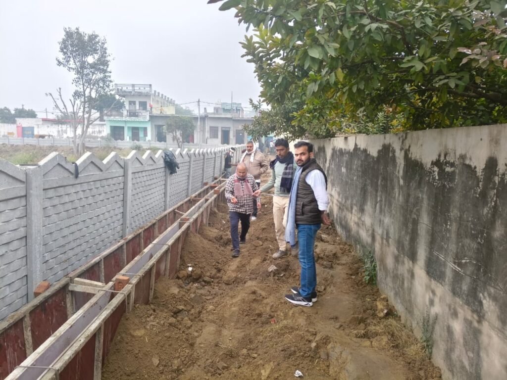 जिला पंचायत प्रत्याशी (वार्ड संख्या 19) एडवोकेट देवेश मालान 