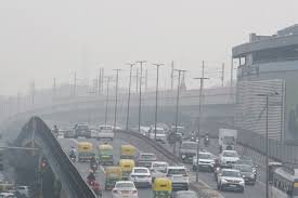 दिल्ली शहर में स्मॉग और गंभीर वायु गुणवत्ता की स्थिति