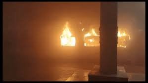 Train Accident: एक्सप्रेस ट्रेन में लगी आग