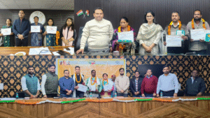 ज़िले में मिसाल बने बीएलओ