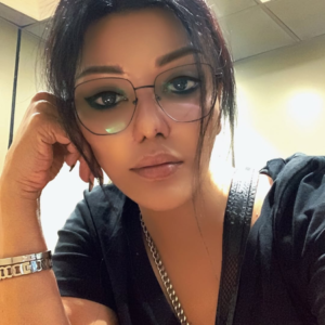 Koena Mitra: ‘साकी साकी’ ने दिलाई रातों-रात पहचान