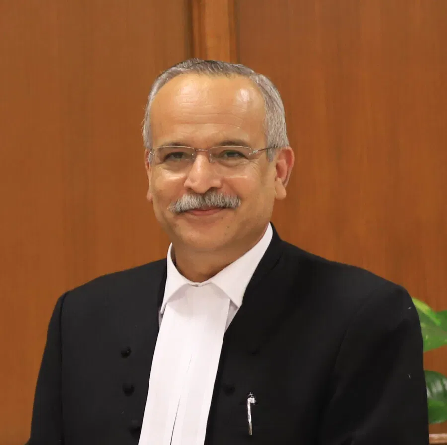 cyber crime with judge: