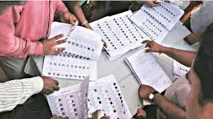 Voter list controversy: मतदाता सूची विवाद पर आयोग सख्त