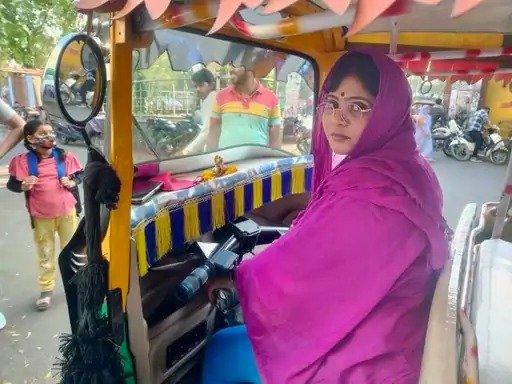 First Woman Auto Driver In Jhansi