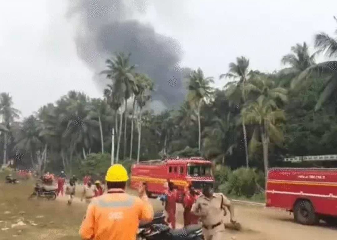 तेल कुएँ में गैस रिसाव के बाद विस्फोट से हड़कंप, आंध्र प्रदेश में तीन गाँव खाली