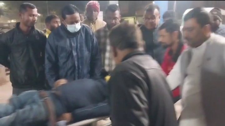 कोरोनेशन ब्रिज बना गवाह