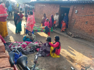 6 मौतें और गांव में मातम