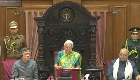 राज्यपाल अभिभाषण के दौरान सपा का हंगामा