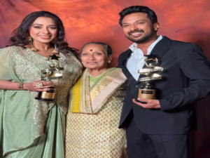 रुपाली गांगुली का अनुपमा गोल्ड अवॉर्ड