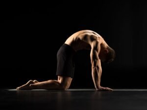 हाई ब्लड प्रेशर को योग से करें नियंत्रित