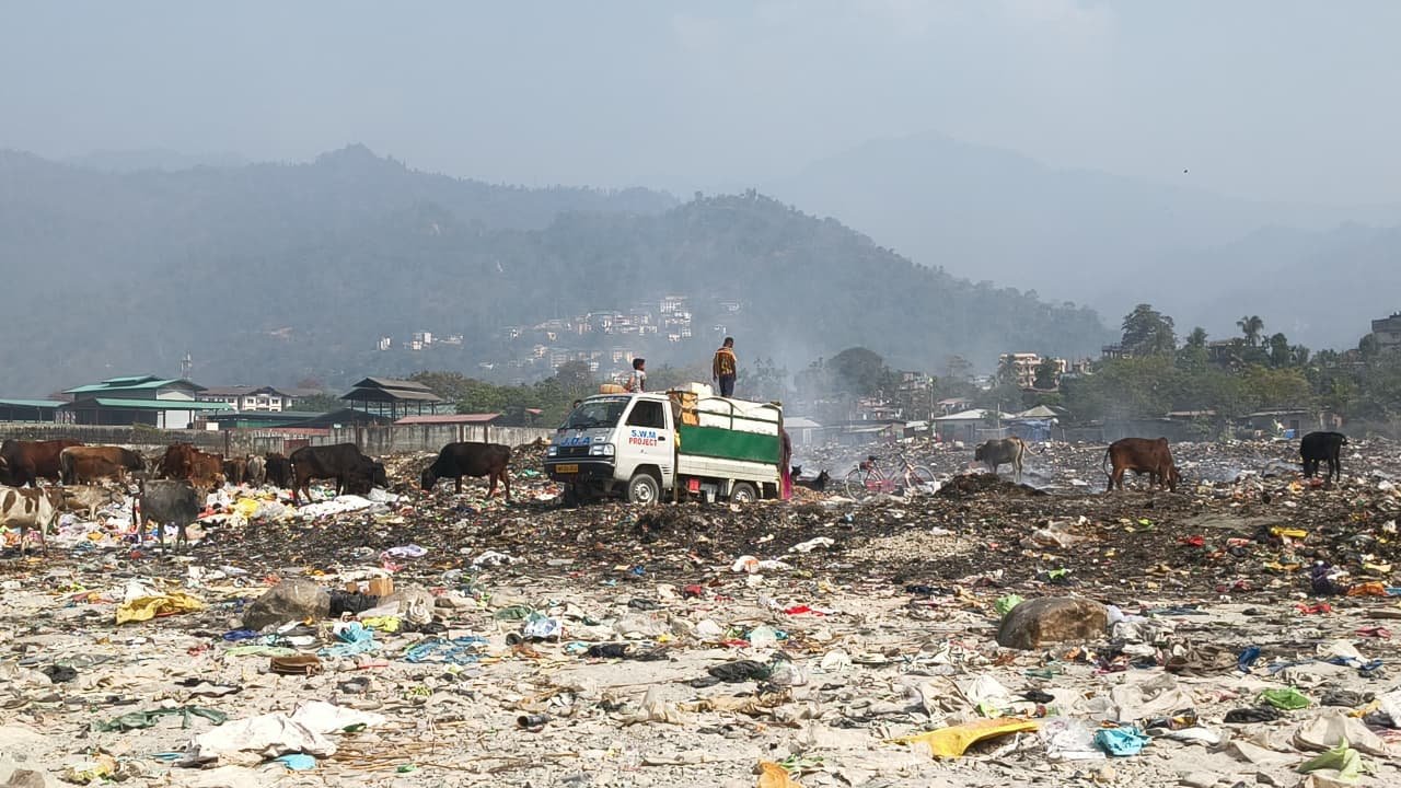 जयगांव में तोरसा नदी का संकट