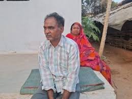 सामाजिक बहिष्कार की मार