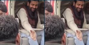 CM Nayab Singh Saini: नायब सैनी ने युवक को हेलिकॉप्टर में बिठाया