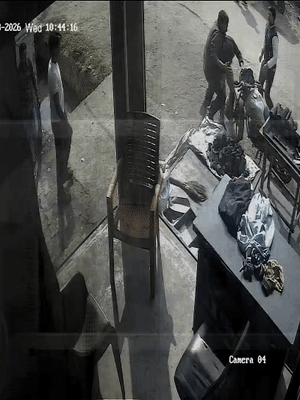 सपा नेता का हमला, दुकानदार घायल