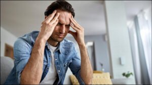 Headache Relief Tips: वात बढ़ने से आंखों और भौंहों में दर्द