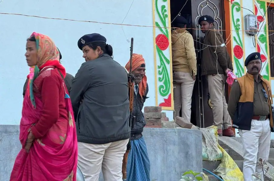 Bihar News: दुल्हन की खुशियों में मातम शादी के मंच पर चली गोलियों ने युवक की ले ली जान