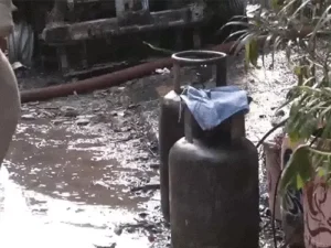 Indore Rajabada Fire Tragedy: चार्जिंग बनी मौत की वजह