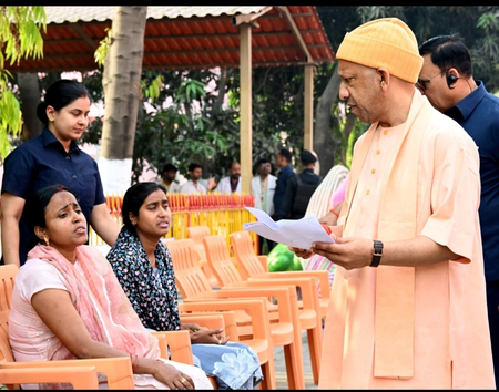 अपराधियों पर मुख्यमंत्री योगी का सख्त संदेश