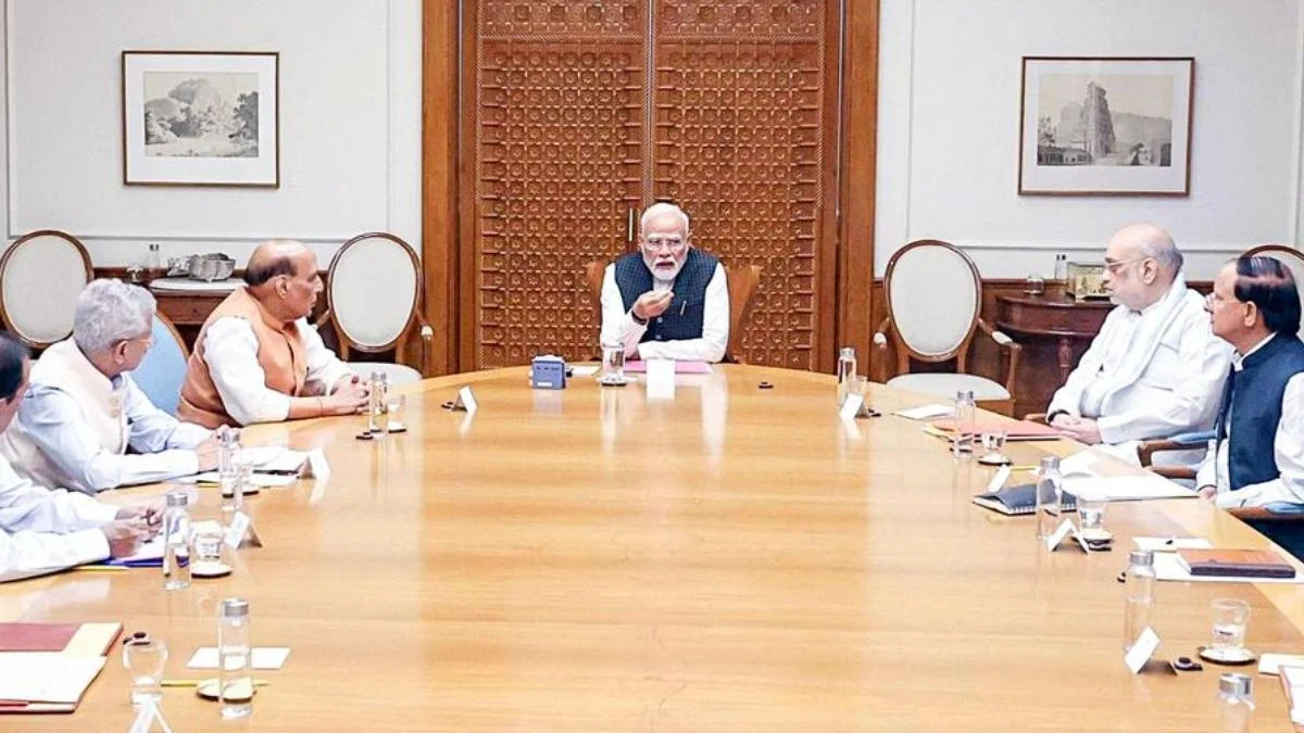 मोदी की हाईलेवल बैठक