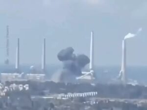 Israel US Iran War: ईरान हमले से अमेरिका के 13 सैन्य ठिकाने तबाह