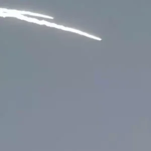 अमेरिका-ईरान तनाव: मध्य पूर्व में खतरा बढ़ा