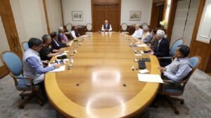 West Asia Crisis: मोदी की हाईलेवल बैठक