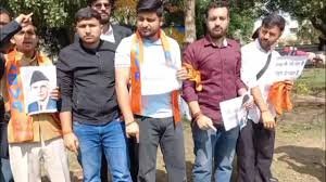 सिलेबस से जिन्ना से जुड़े टॉपिक्स हटाने की सिफारिश