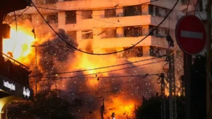 Iran Israel Attack: हाइफा रिफाइनरी पर तबाही का वार