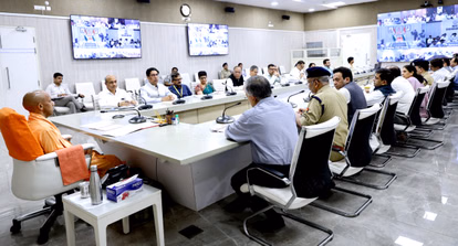 Cm Yogi: नव दुर्गा और ईद पर CM योगी के कड़े निर्देश