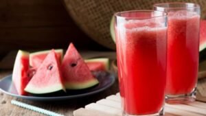 तरबूज खाने से मिलते हैं ये जबरदस्त फायदे