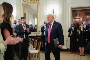 राष्ट्रपति ट्रम्प बुधवार को व्हाइट हाउस कार्यक्रम में शामिल हुए