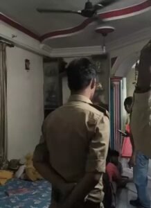 Kanpur Murder Case: पिता ने बेटियों को मारा