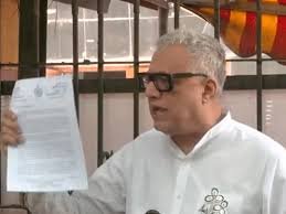 बंगाल चुनाव में TMC और चुनाव आयोग आमने-सामने