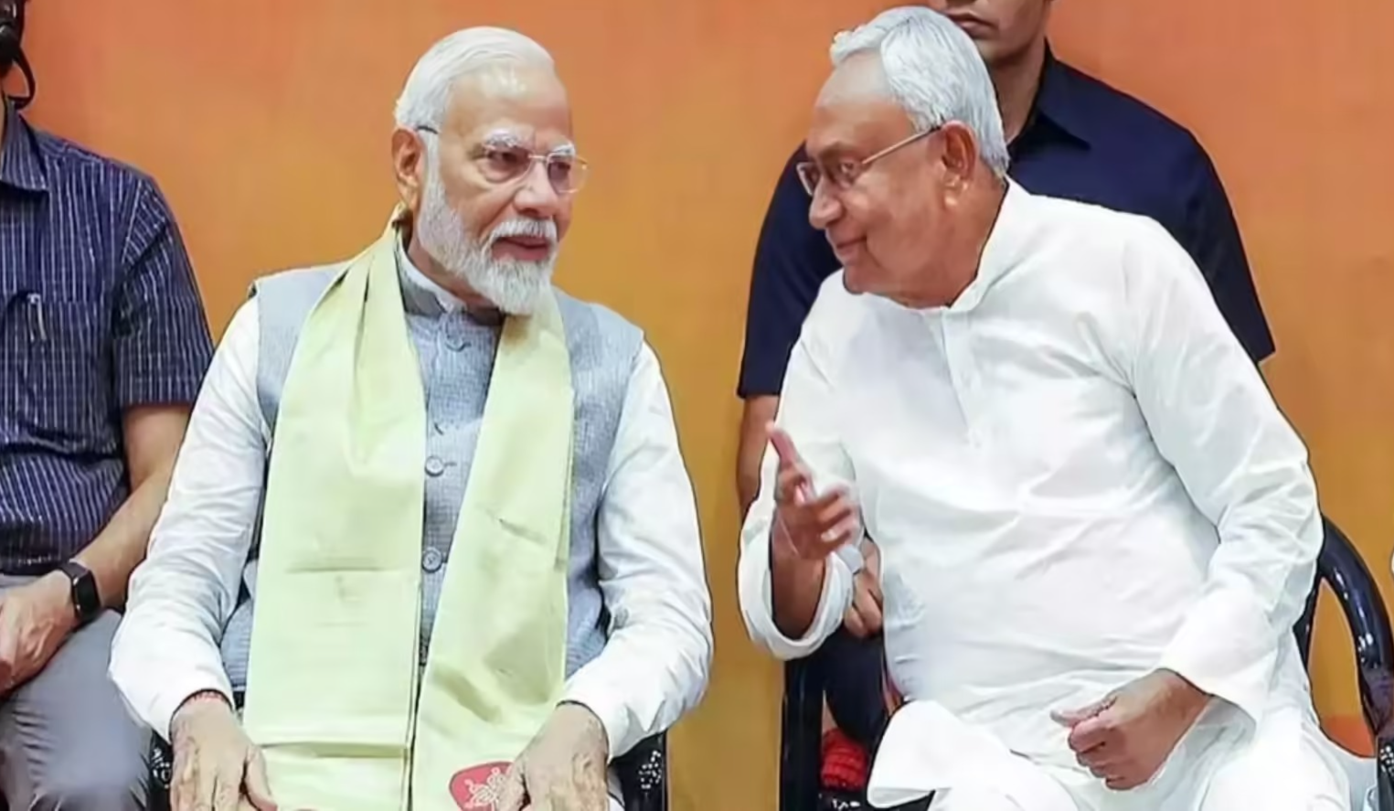 नीतीश कुमार के राज्यसभा में शपथ लेते ही क्या बोले पीएम मोदी