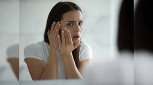 Skin Care Tips: गर्मियों में स्किन कैसे बचाएं