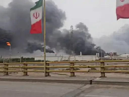 ईरान में गिरा अमेरिकी विमान, पायलट लापता