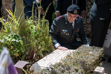 Us-iran ceasefire: युद्धविराम के बावजूद क्यों हाई अलर्ट पर है इजरायली सेना ? सभी मोर्चों पर लड़ने को तैयार