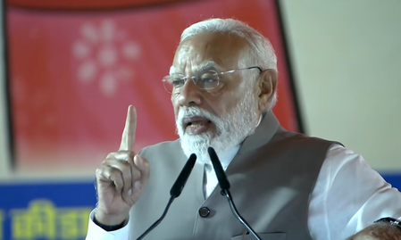 Varanasi: 'महिला आरक्षण लागू करके रहेंगे', काशी नारी शक्ति सम्मेलन में पीएम मोदी का ऐलान